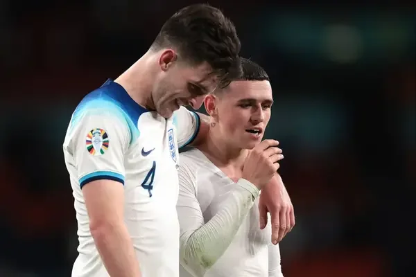 ‘Rice Prefers Foden Over Saka Too’ ‘Knows Ball’ – Man City Fans React As Arsenal Star Lavishes Praise On One Of Their Players