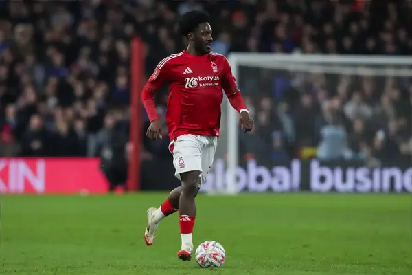 Man City Keen On Signing Ex-Chelsea Player Who Guardiola Has Described As “Exceptional”