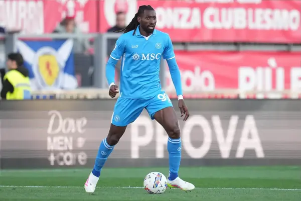Agent Has Now ‘Offered’ Serie A Star To Man City And United After Claims That Chelsea Were In Pole Position To Sign Him