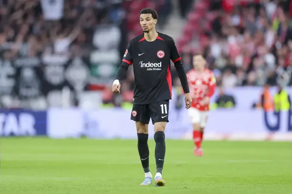Man City Set To Challenge 4 PL Rivals For Striker Who Has Been Described As “A Mix Between Neymar And Mbappe”