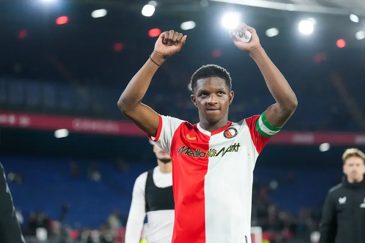 Man City Could Finally Solve Their Right Back Problem With Move For Highly Rated Dutchman But Arsenal Want Him Too Man City Could Finally Solve Their Right Back Problem With Move For Highly Rated Dutchman But Arsenal Want Him Too
