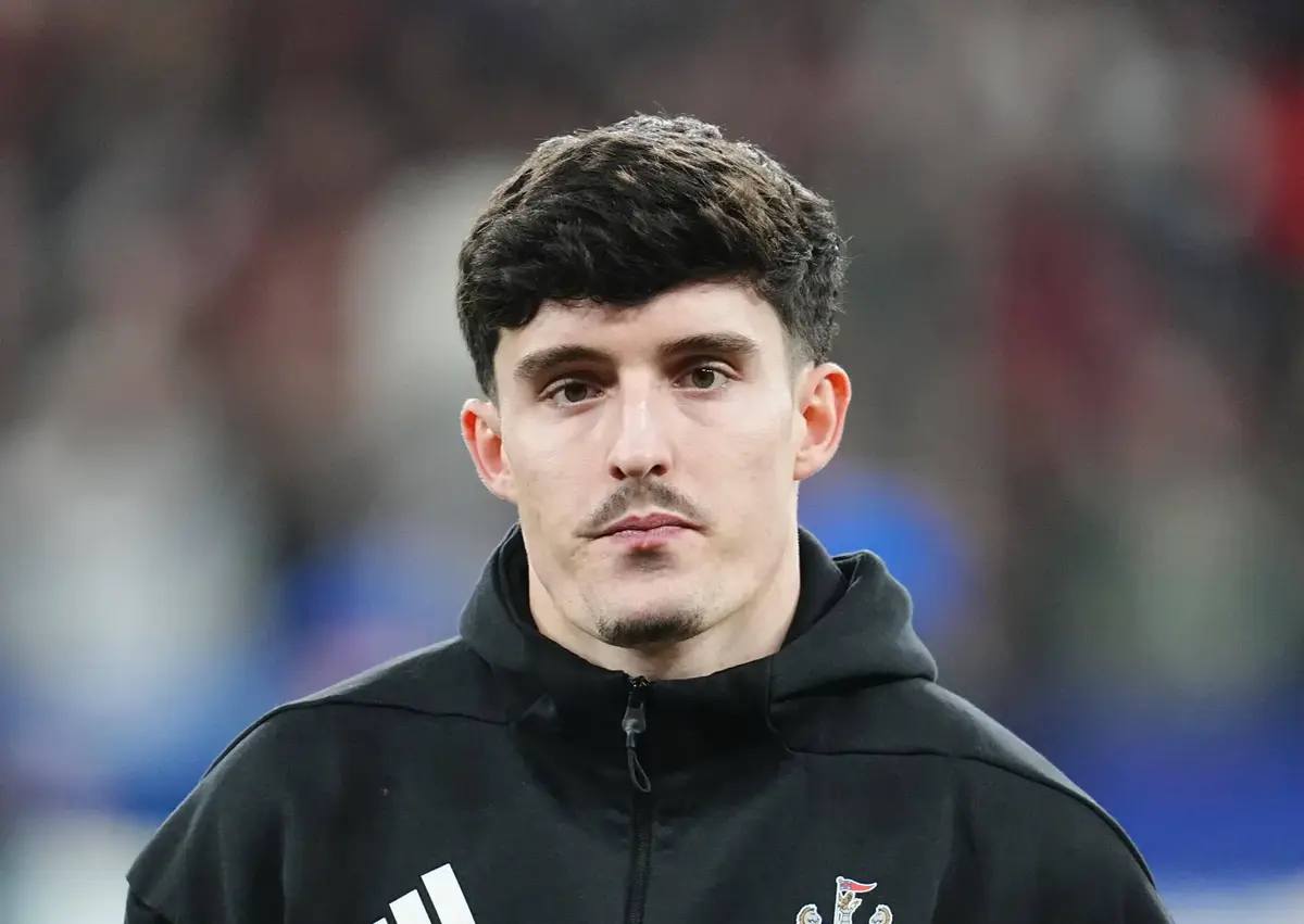 ‘Bring Him in Jan’ ‘Injury Prone’ Man City Fans React As Reliable Journalist Says “Approach” For Defender Is Likely