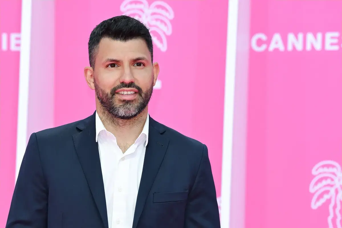 Man City Icon Reveals That Club “Cancelled” His Move To Chelsea At “The Last Minute”