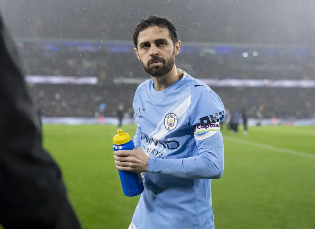Man City Have ‘Already Moved’ To Secure Services Of 107-Cap Midfielder As Viana Pushes For ‘Resolution’ Before May Man City Have ‘Already Moved’ To Secure Services Of 107-Cap Midfielder As Viana Pushes For ‘Resolution’ Before May