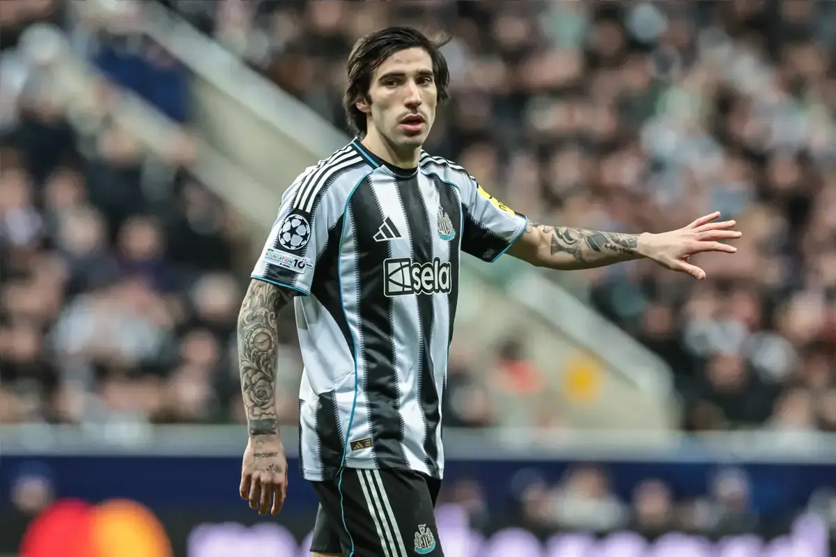 Agent Claims £100M Transfer Battle Between Man City And Arsenal Will Kick Off “After The World Cup”