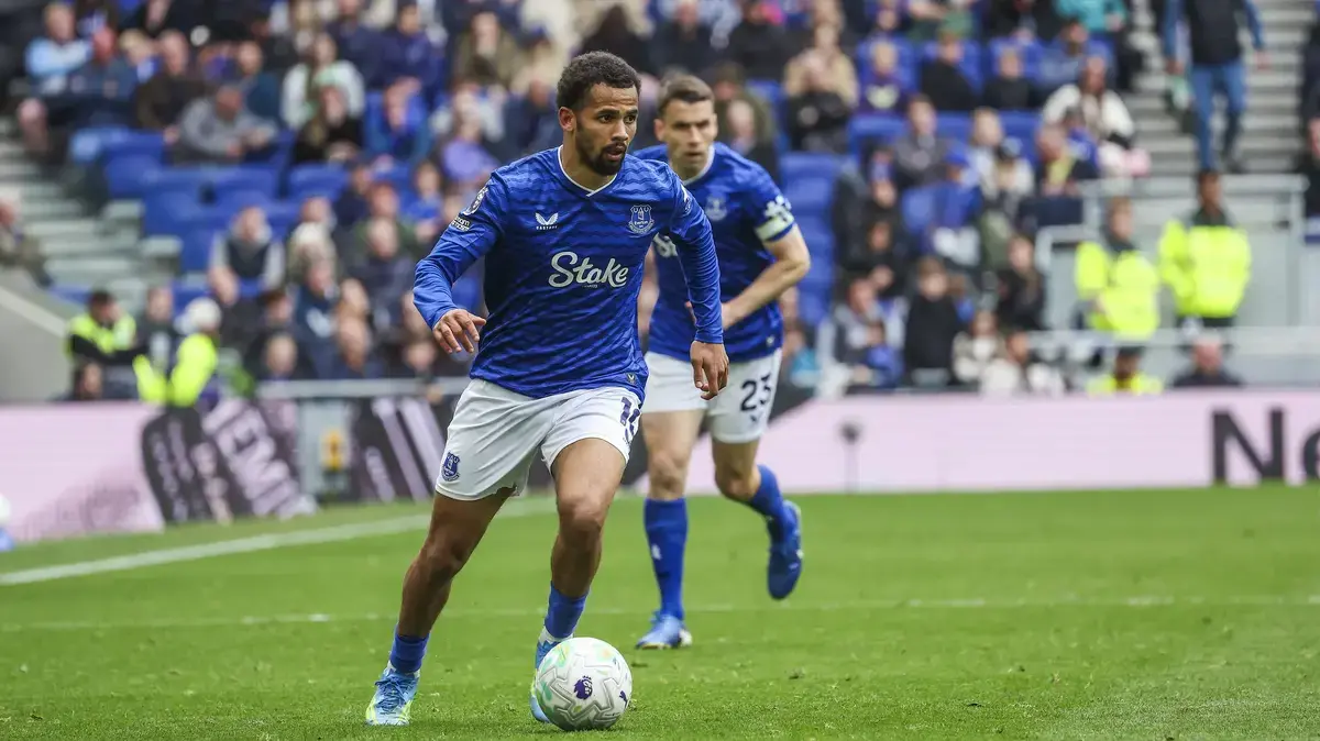 Man City Have Another Man Utd Target On Their ‘Hit List’ In Addition To Elliot Anderson Man City Have Another Man Utd Target On Their ‘Hit List’ In Addition To Elliot Anderson